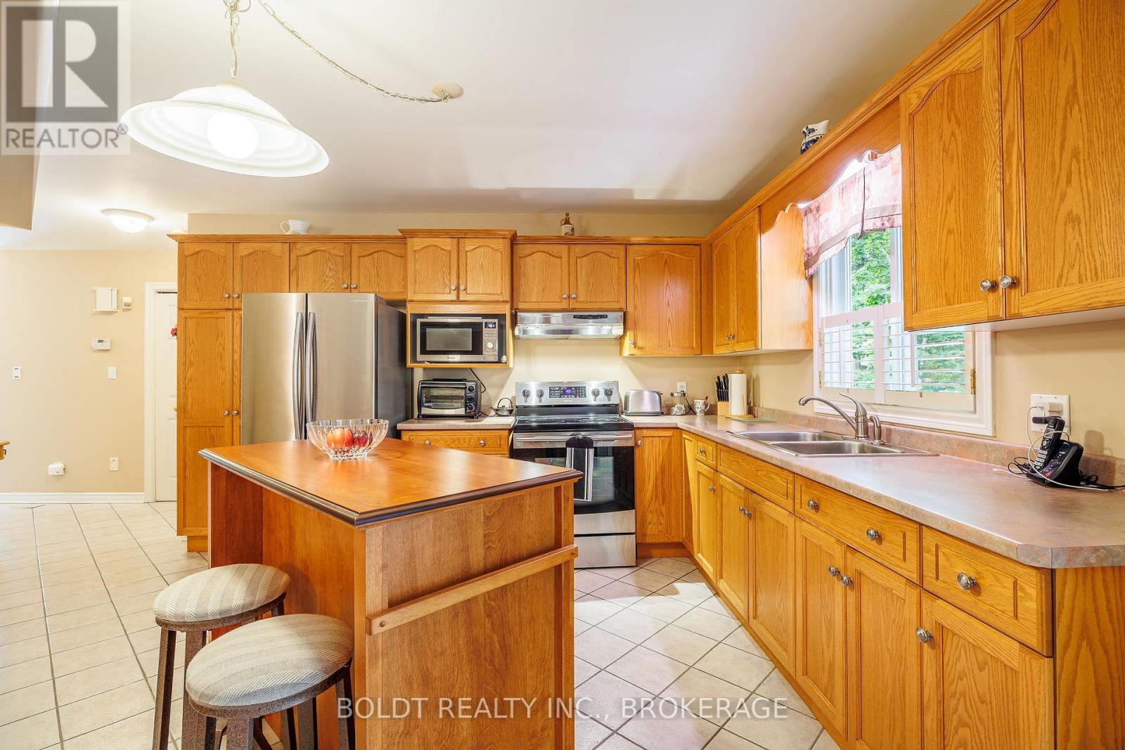 #10 7370 MONASTERY DRIVE - 8