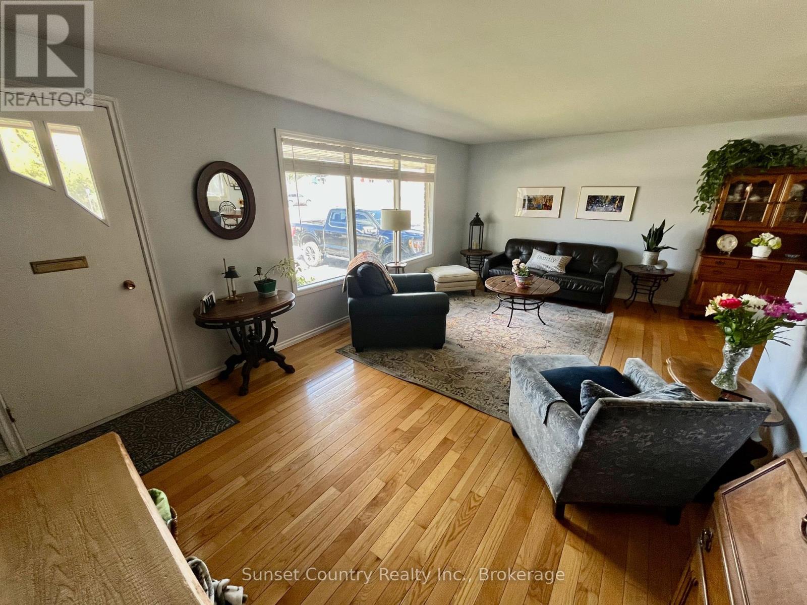 178 PARKDALE ROAD - 3