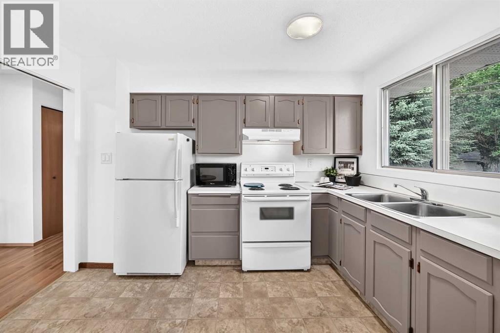 4408 Dalhart Road NW - 12