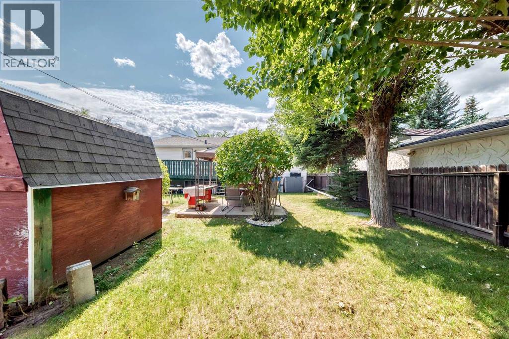 4408 Dalhart Road NW - 36
