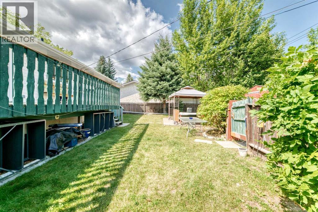 4408 Dalhart Road NW - 38