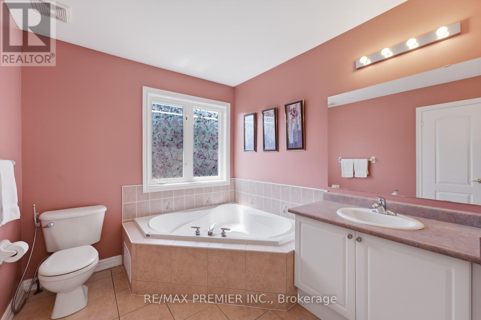 63 SUMMERIDGE DRIVE - Image 30