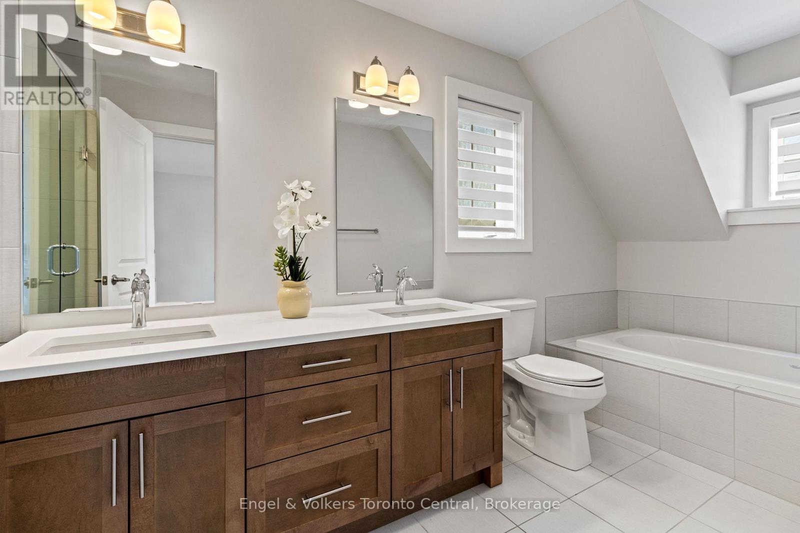 145 SYCAMORE STREET - Image 27