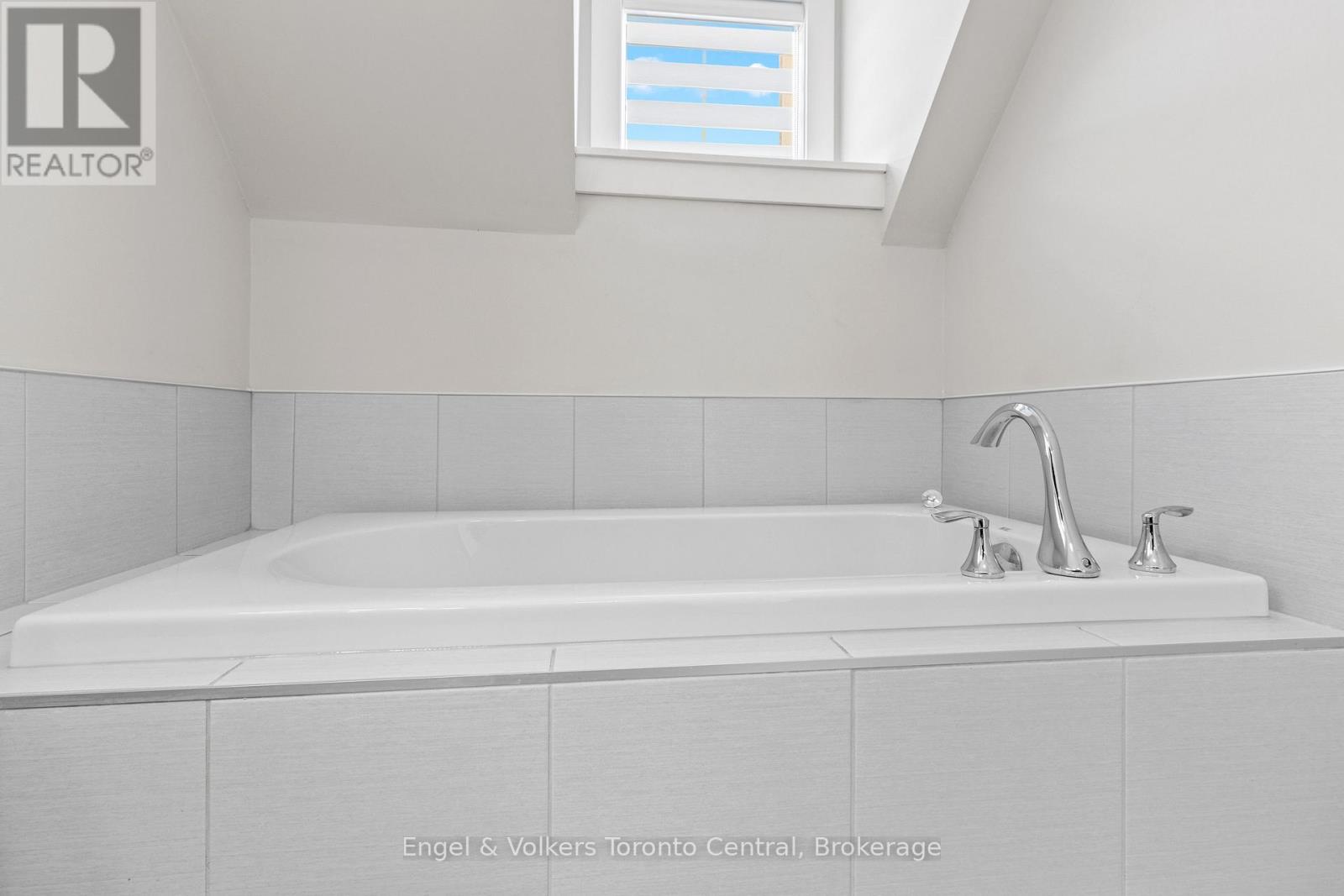 145 SYCAMORE STREET - 29