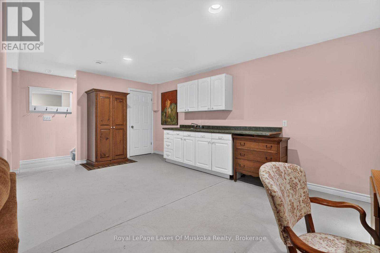 49 WOLF TRAIL - Image 34