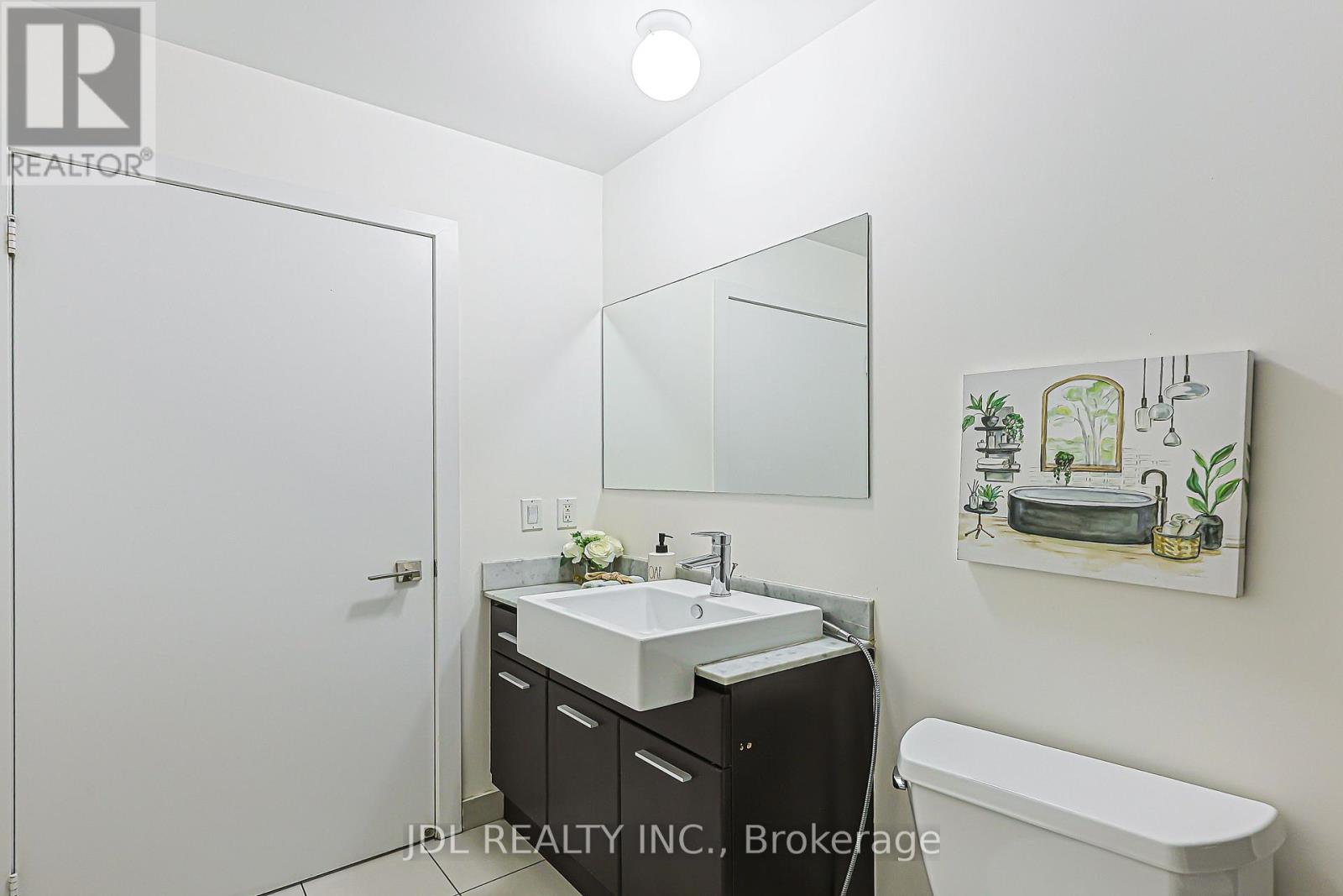 #1105 770 BAY STREET - Image 30