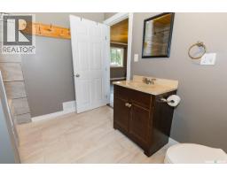 518 Columbia Avenue, Kerrobert, SK S0L1R0 Photo 21