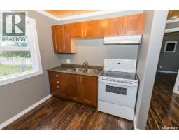 518 Columbia Avenue, Kerrobert, SK S0L1R0 Photo 11