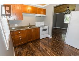 518 Columbia Avenue, Kerrobert, SK S0L1R0 Photo 12