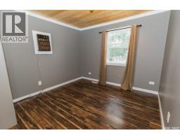 518 Columbia Avenue, Kerrobert, SK S0L1R0 Photo 24