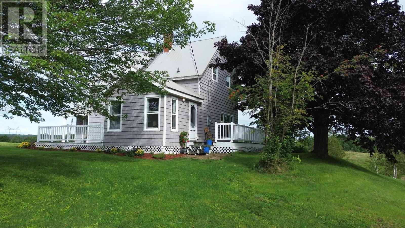 871 Ohio East Road - 11