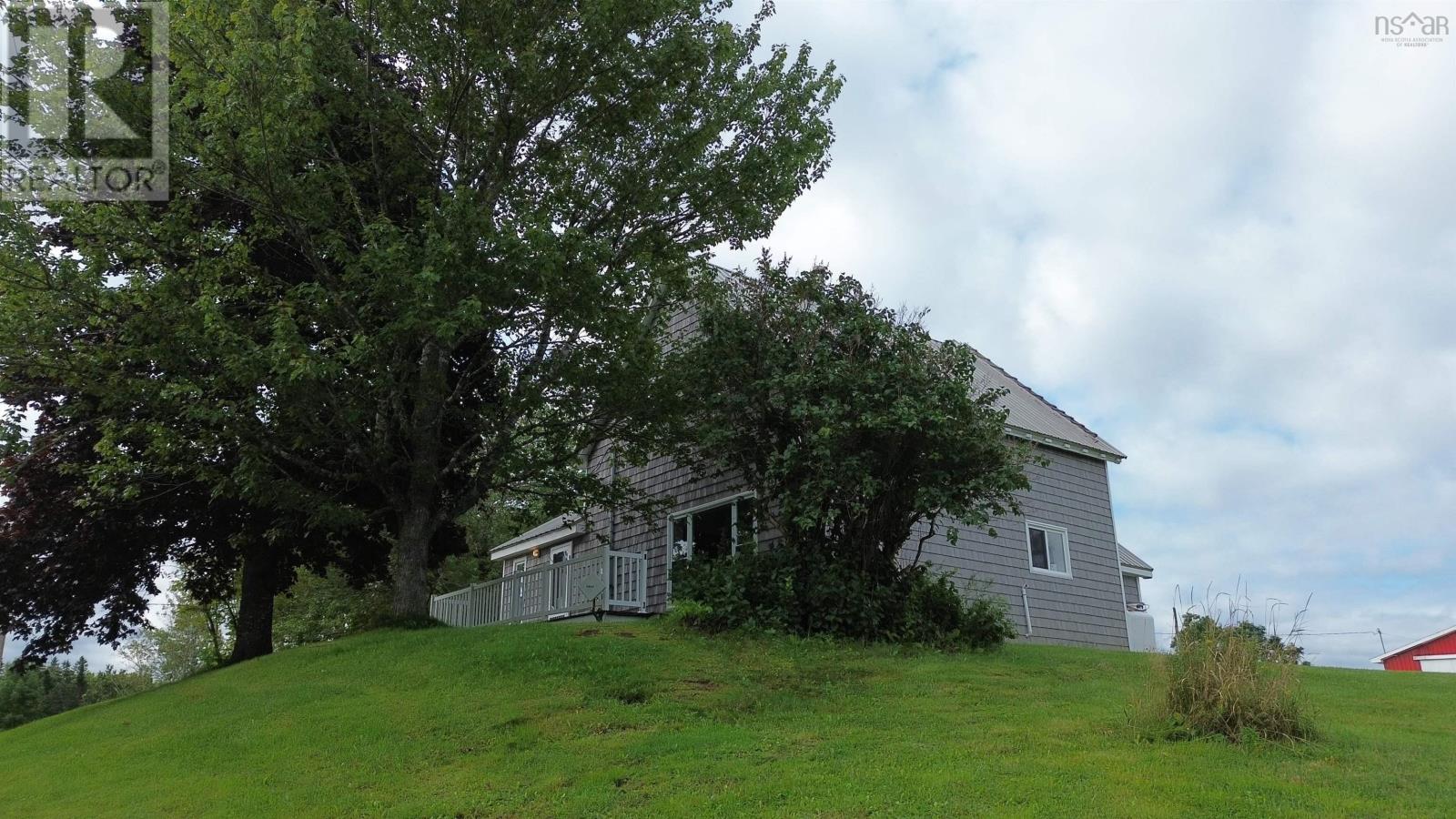 871 Ohio East Road - 17