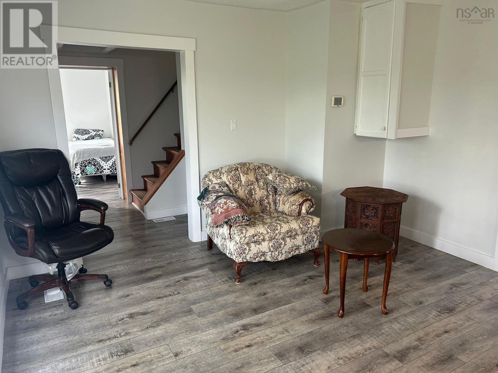 871 Ohio East Road - 29