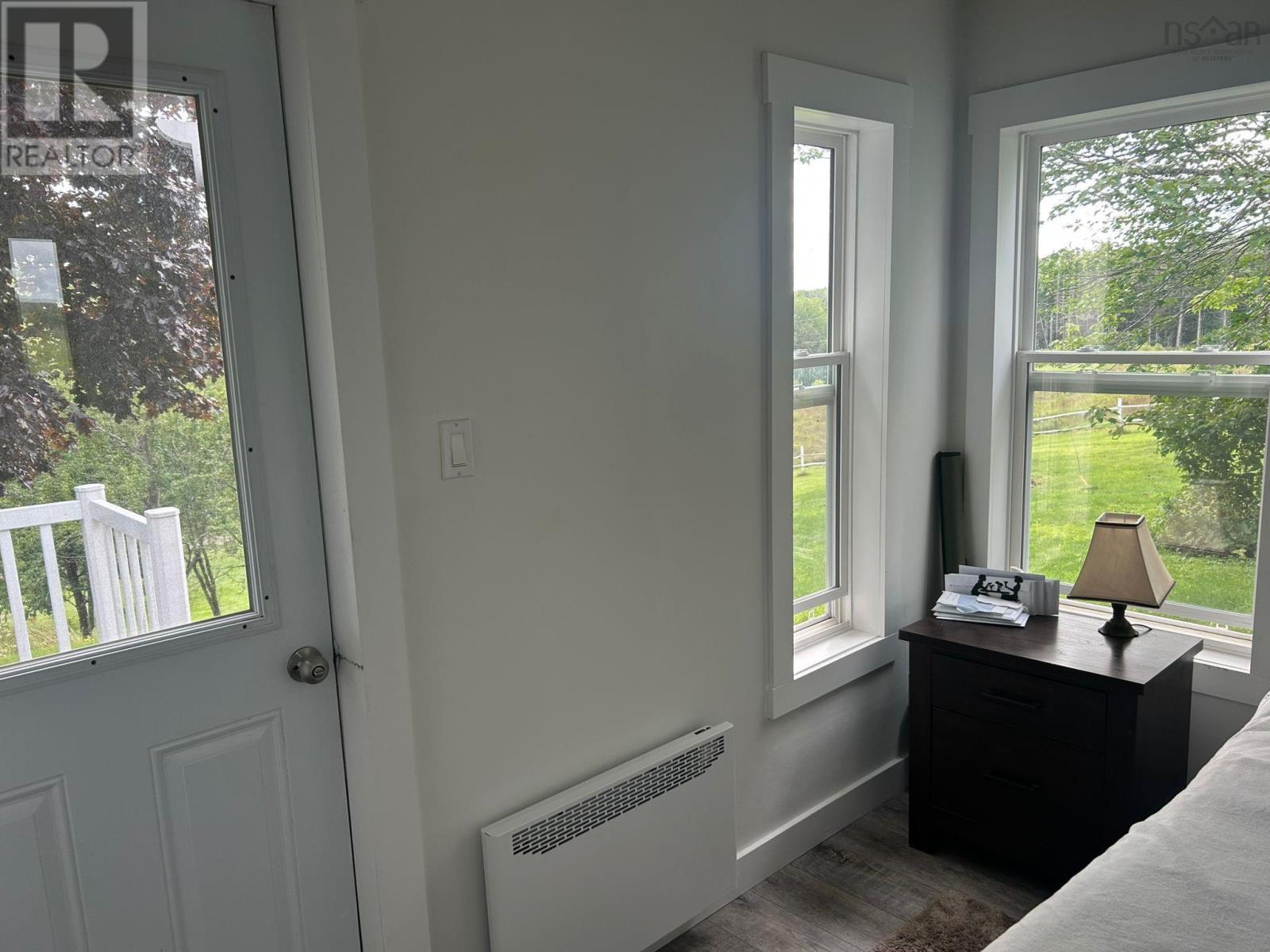 871 Ohio East Road - Image 32