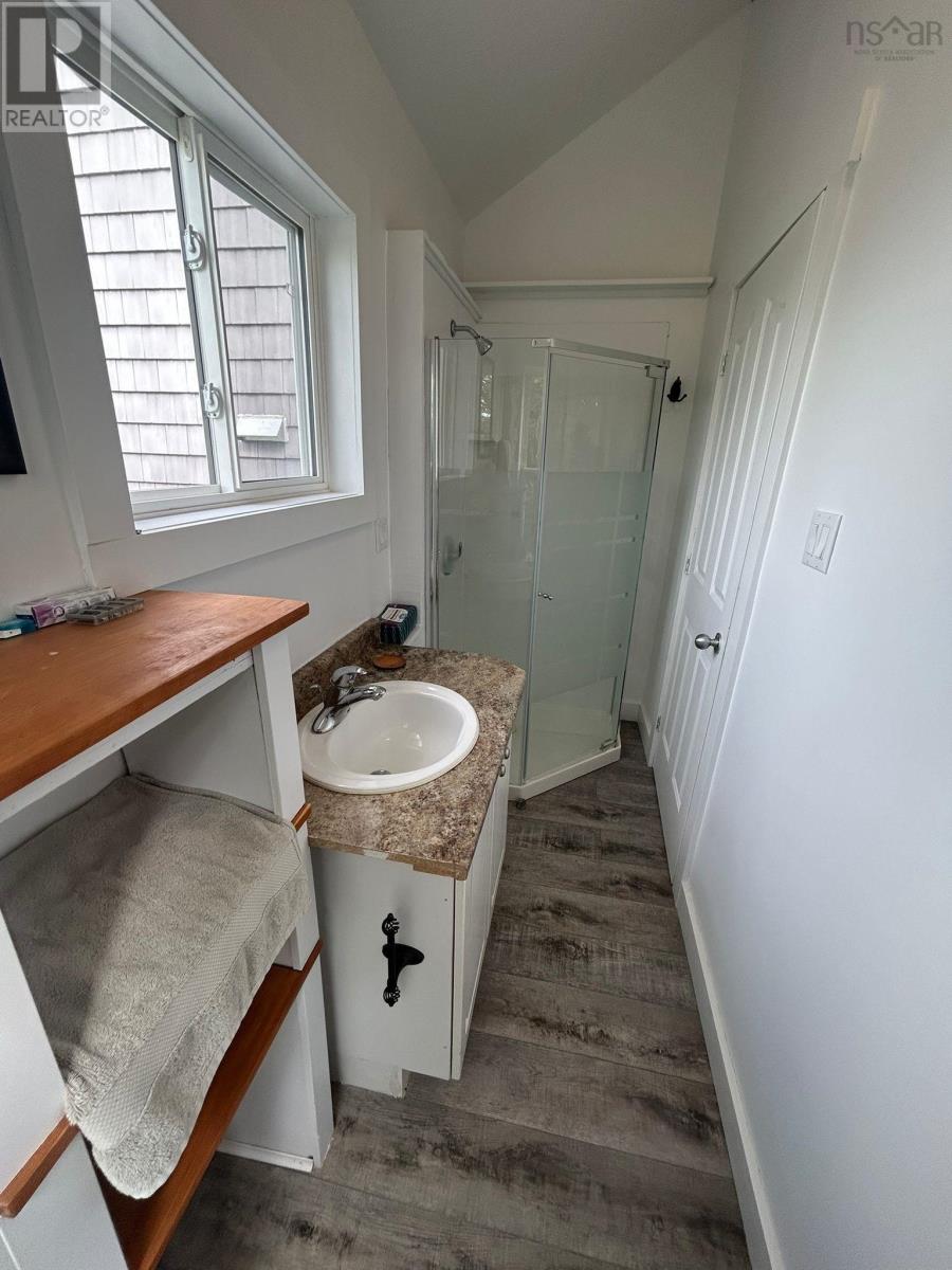 871 Ohio East Road - Image 36
