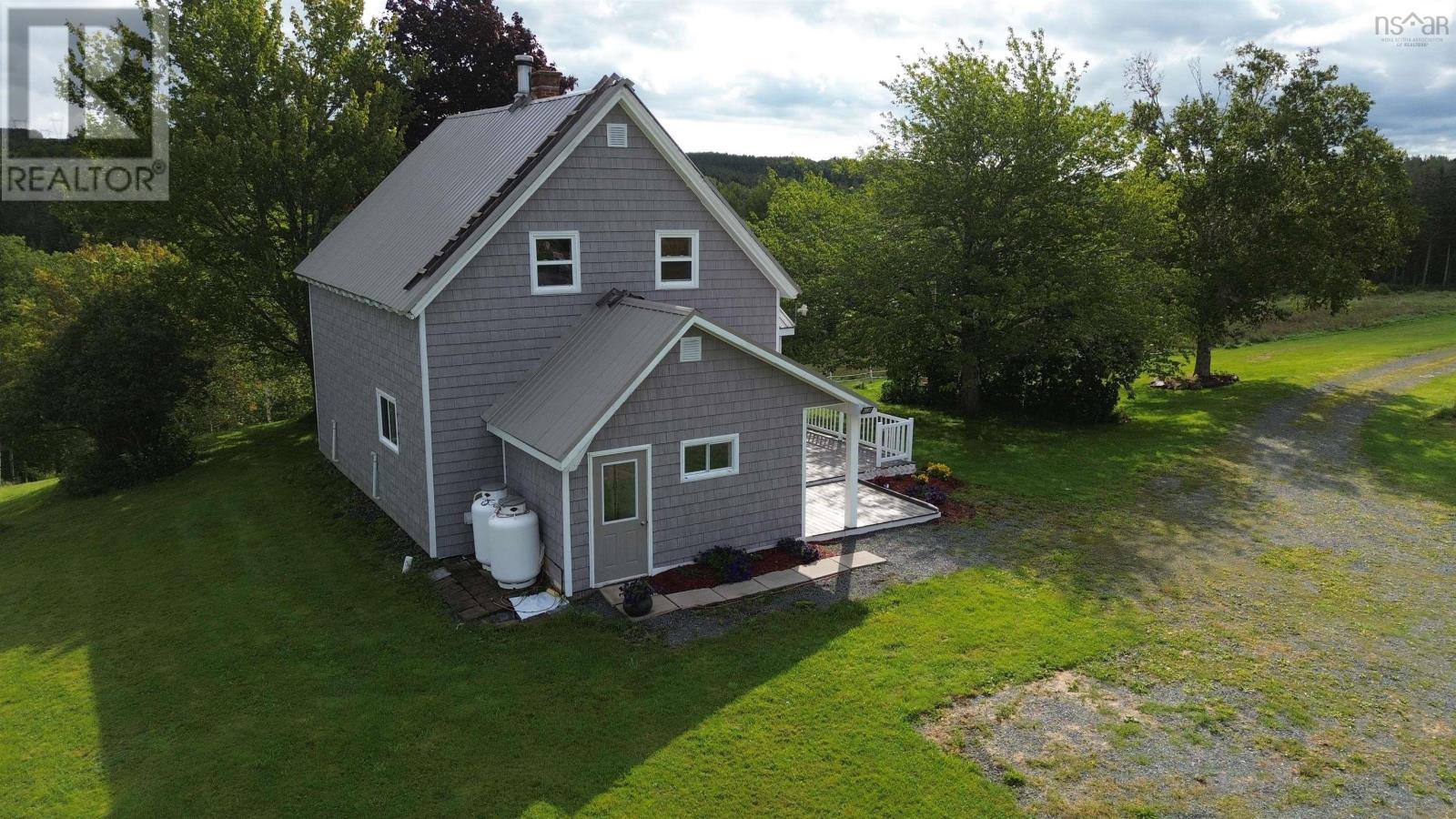 871 Ohio East Road - 6