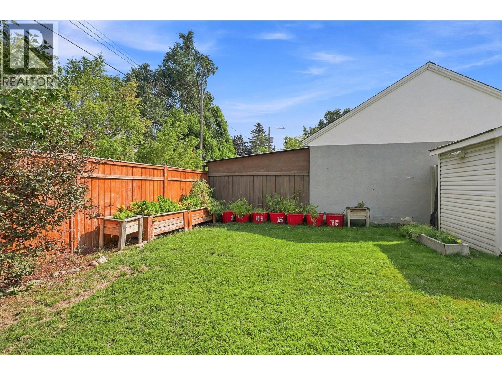 1913 Granite Avenue - 76