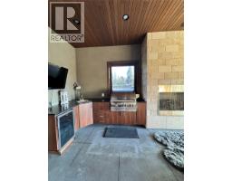 3990 Fairwinds Court, Kelowna, BC V1W4G1 Photo 41