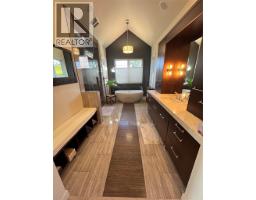 3990 Fairwinds Court, Kelowna, BC V1W4G1 Photo 69