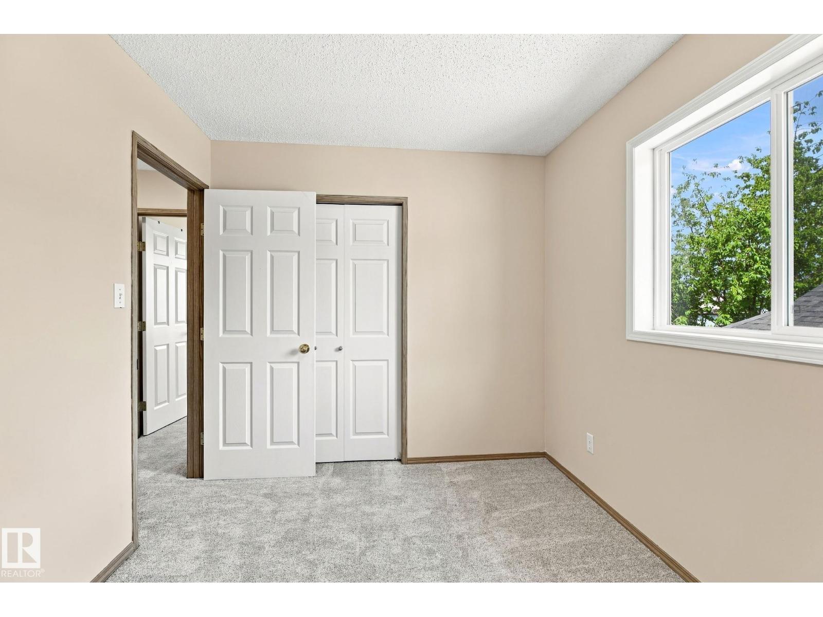 4267 24 ST NW - 23