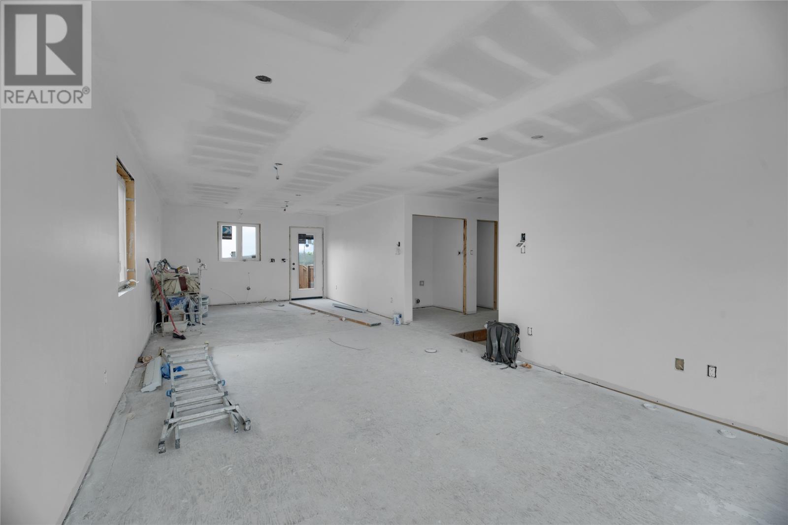 7 Prominence Place, Paradise — photo 2