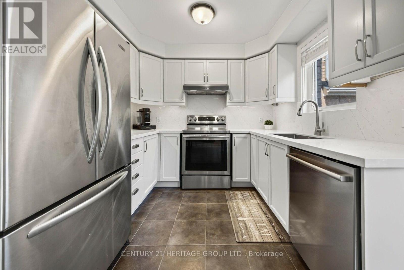 39 BOOTH STREET - 10