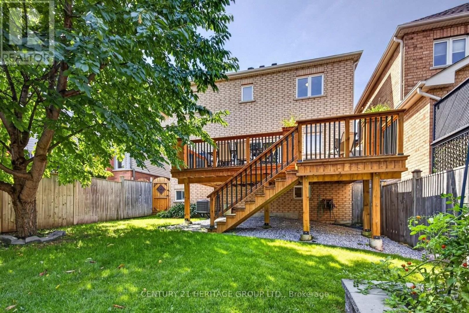 39 BOOTH STREET - 23
