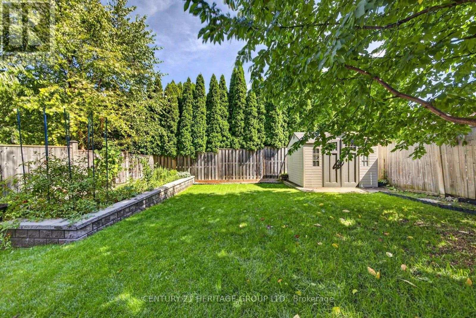 39 BOOTH STREET - 24