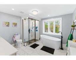 53 Ch. De La Montagne, Val Des Monts, QC J8N1B7 Photo 28