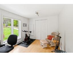 53 Ch. De La Montagne, Val Des Monts, QC J8N1B7 Photo 32