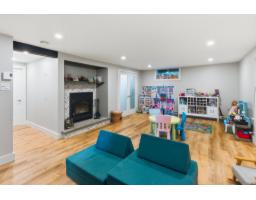 53 Ch. De La Montagne, Val Des Monts, QC J8N1B7 Photo 34