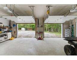 53 Ch. De La Montagne, Val Des Monts, QC J8N1B7 Photo 55