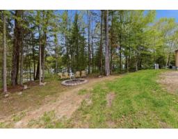 53 Ch. De La Montagne, Val Des Monts, QC J8N1B7 Photo 56