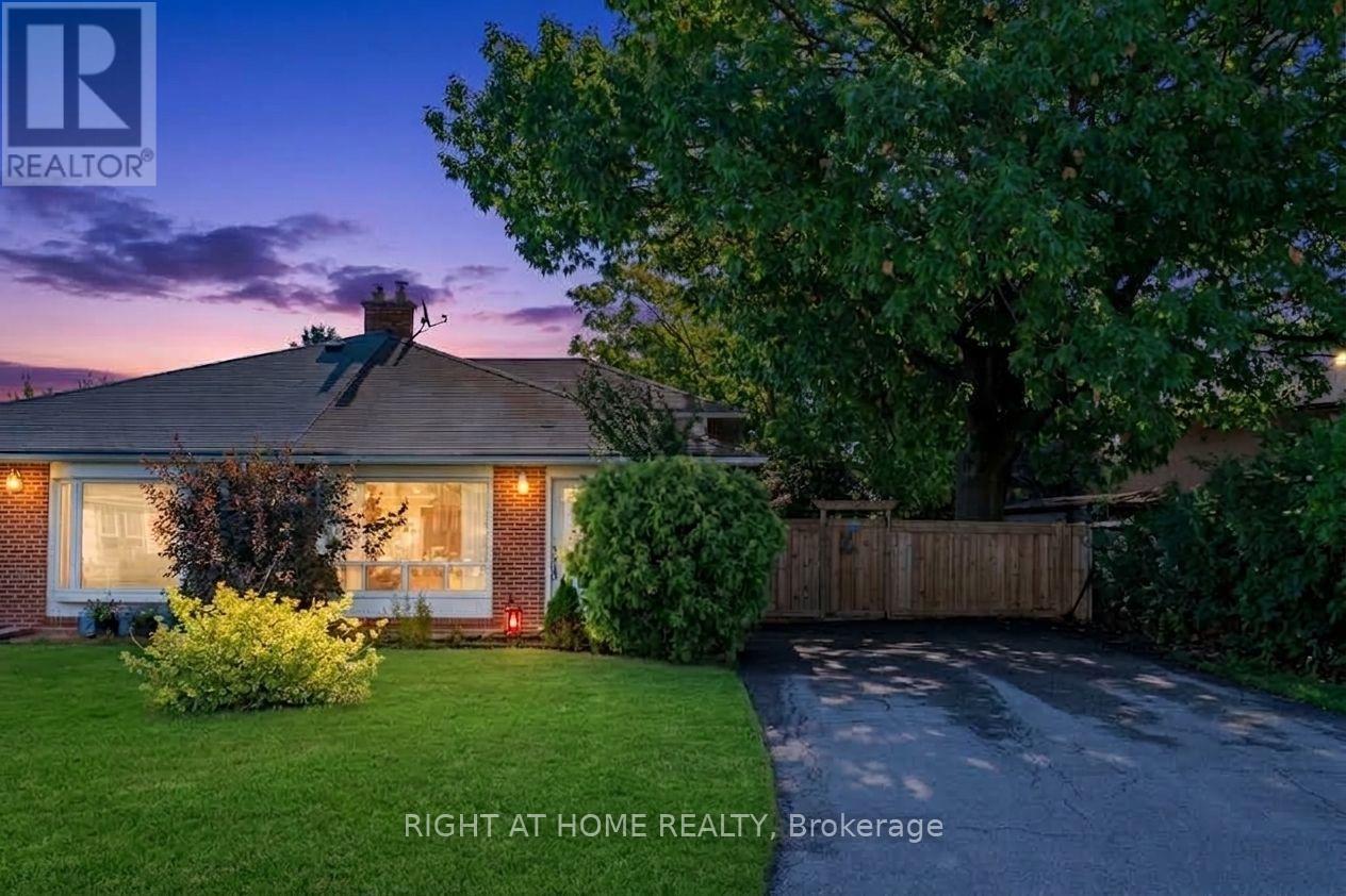 Photo of 46 Aloma Crescent