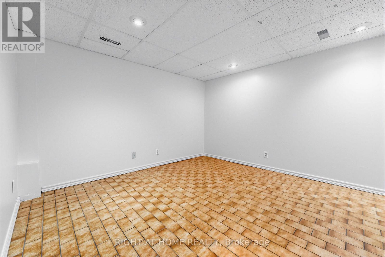 46 ALOMA CRESCENT - Image 23