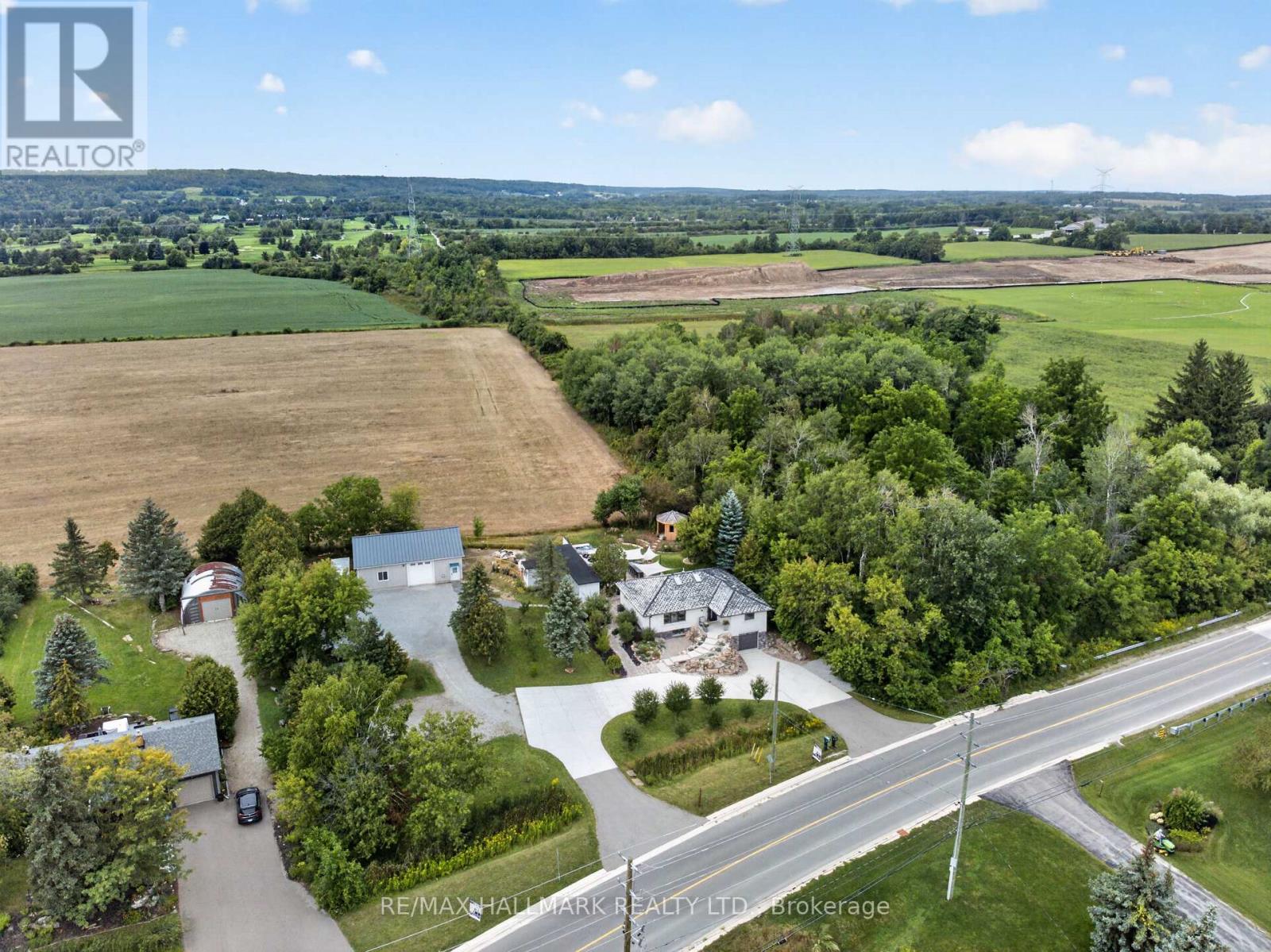 7499 5 SIDE ROAD - 2