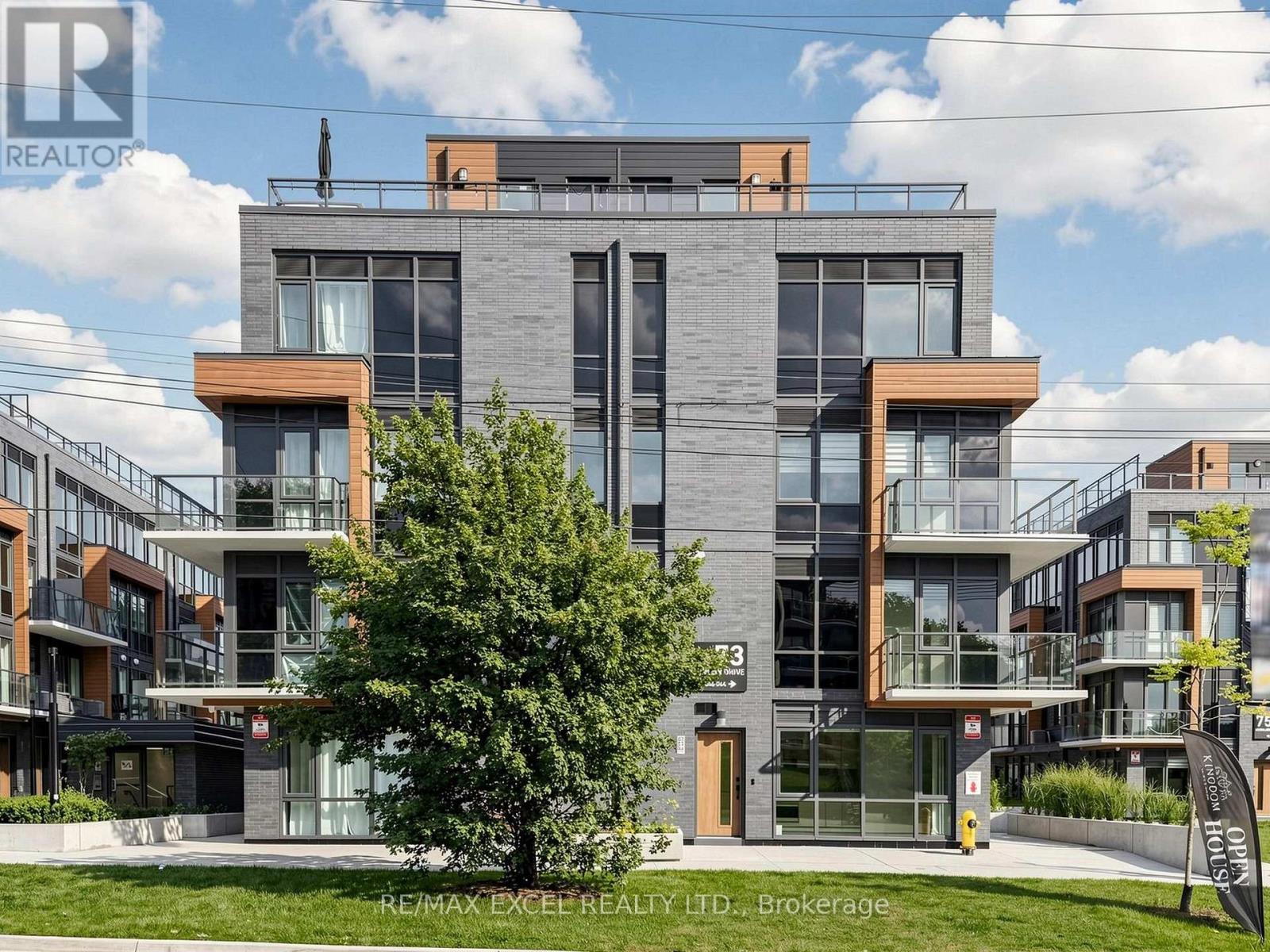 #25 73 Curlew Drive, Toronto (Parkwoods-Donalda), Ontario, M3A0B1, Toronto (Parkwoods-Donalda), Ontario — photo 4 of 5