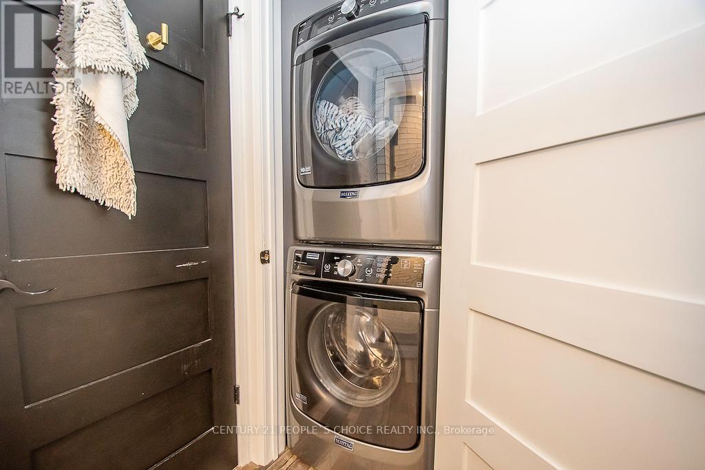 3 LAKESHORE BOULEVARD - 26