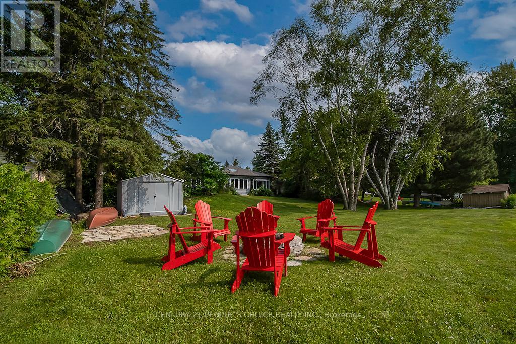 3 LAKESHORE BOULEVARD - 37