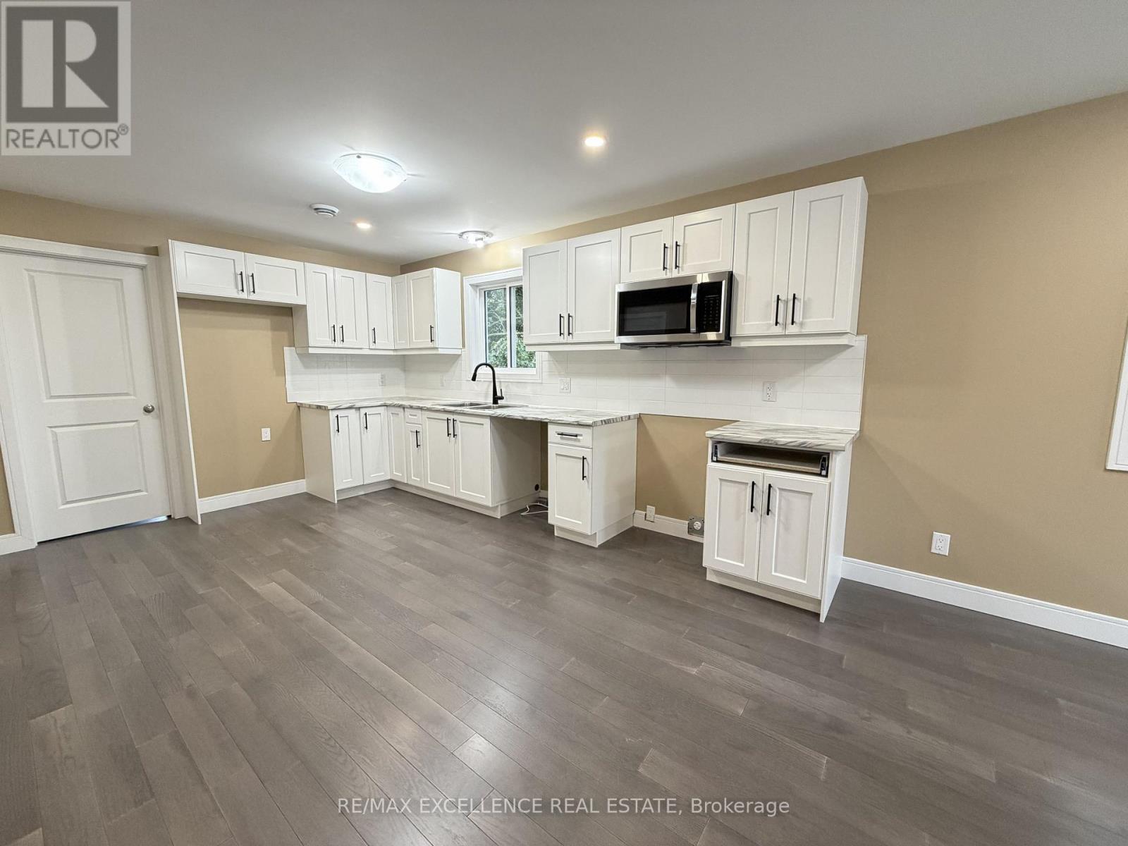 18 HUFF AVENUE, Brantford — photo 8