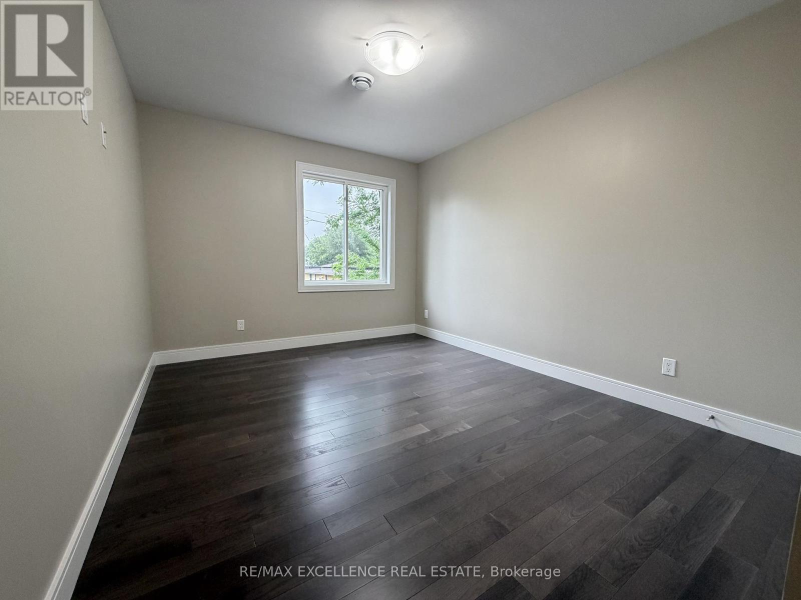 18 HUFF AVENUE, Brantford — photo 9