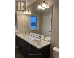 231 Heritage Park Drive, Greater Napanee, ON K7R0C7 Photo 9