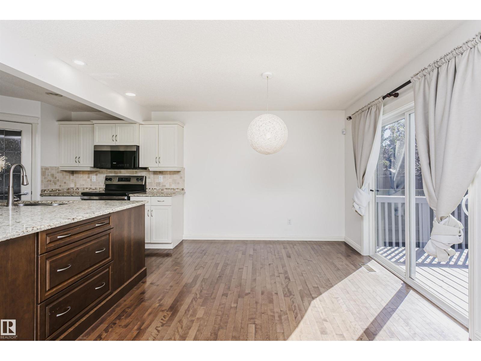 2407 HAGEN WY NW - 15