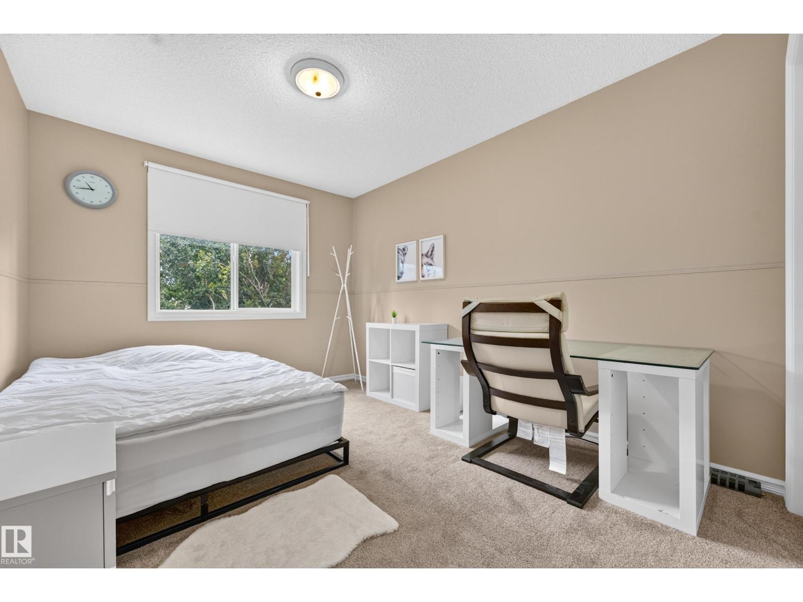 11813 11B AV NW - 35