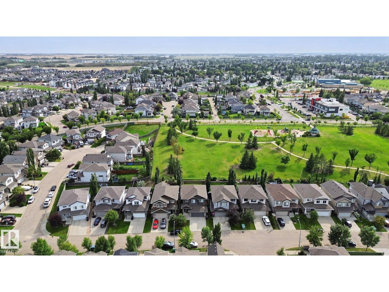 51 VIVIAN WY - 2