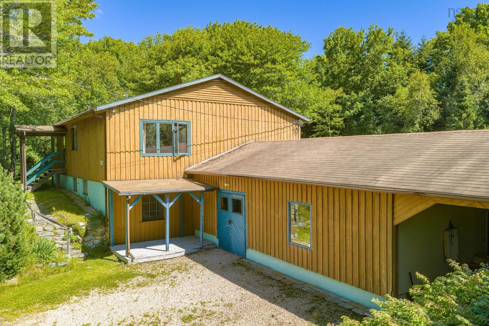 Property for sale at 10 River Road