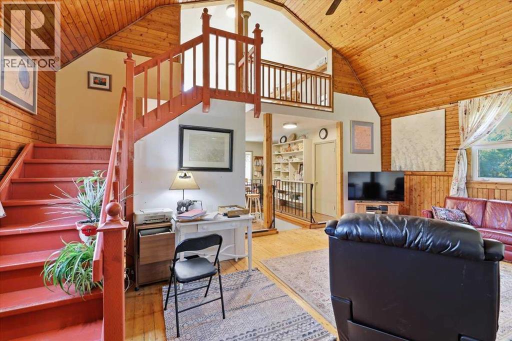 Listing photo – 461077 RGE ROAD 11, Village at Pigeon Lake