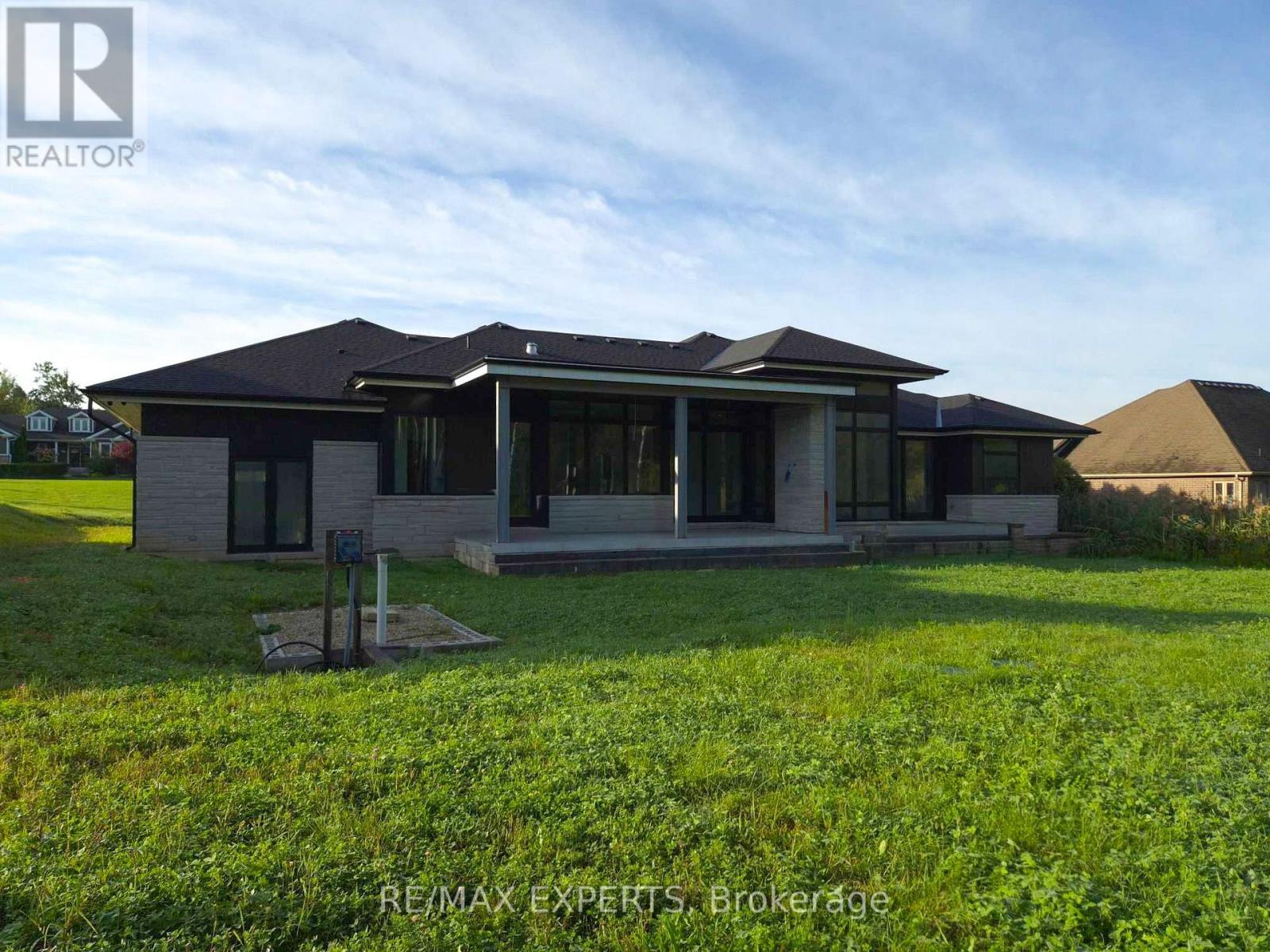 130 DALE CRESCENT - 49