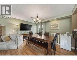 Kitchen - 1125 Halston Avenue, Kamloops, BC V2B2C2 Photo 12