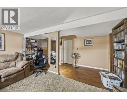 1125 Halston Avenue, Kamloops, BC V2B2C2 Photo 38